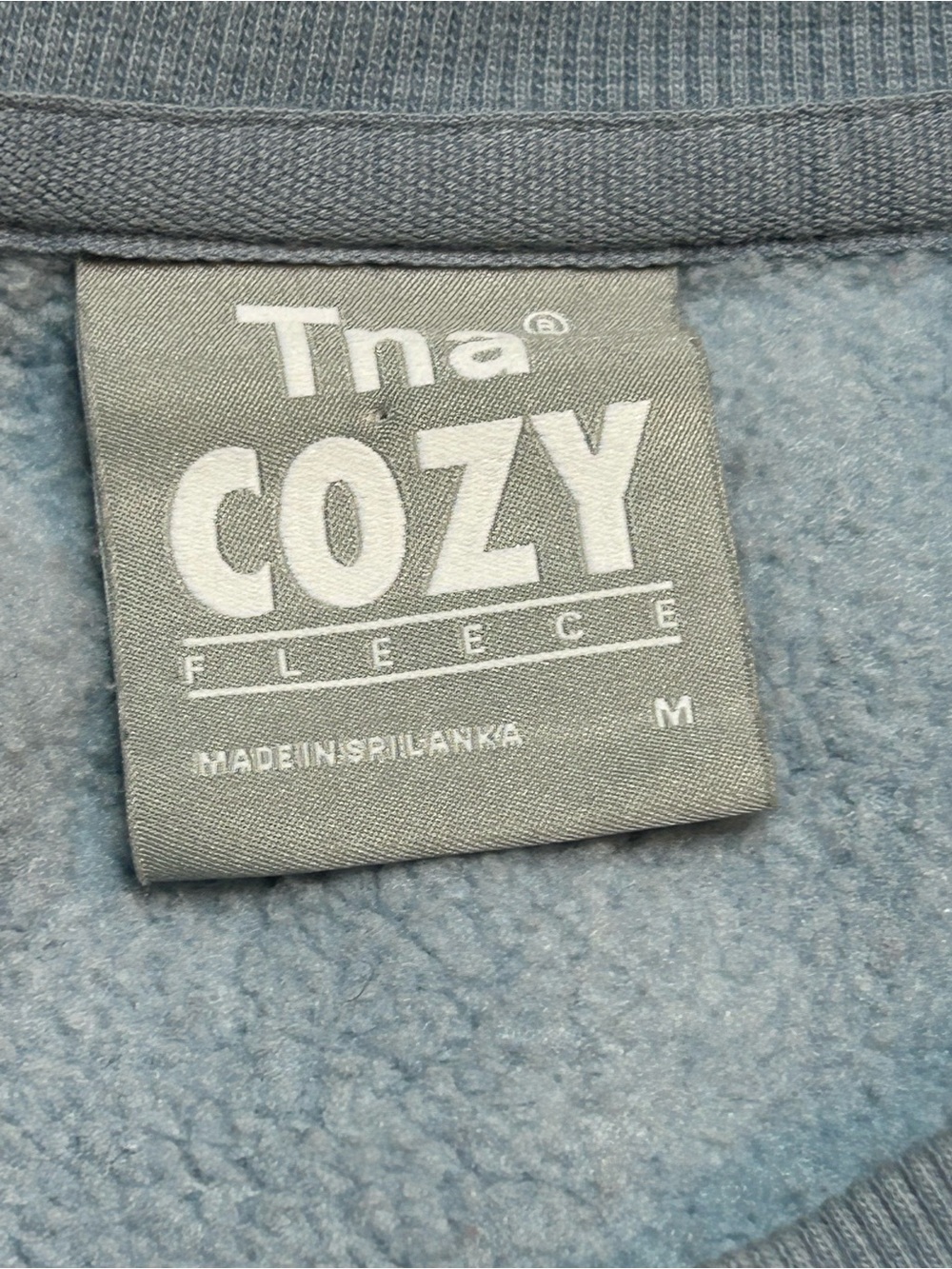 Aritzia Tna Cozy Fleece Perfect Cropped Crewneck Sweatshirt Blue - Picture 5 of 6